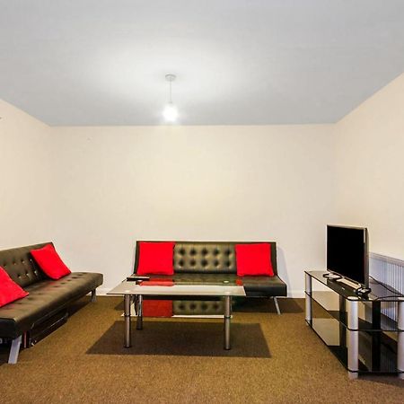 Spacious Studio Flat- Watford Junction & Harry Potter World Eksteriør bilde